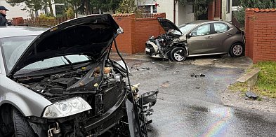 Czołowe zderzenie passata z yarisem-53789