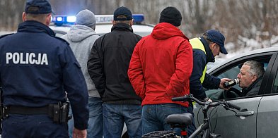 Pięciu kierowców i rowerzystów złapanych