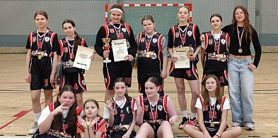 Mistrzynie z Inowrocławia. SP nr 4 najlepsza w powiecie