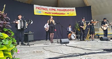 Podwórkowe kapele dziś grały w Solankach-52208