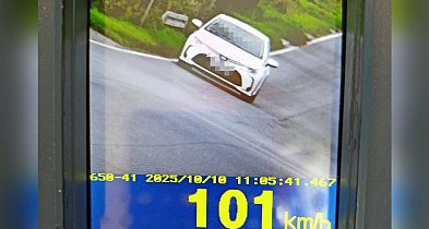 Pędził 101 km/h w terenie zabudowanym. Policja zatrzymała prawo jazdy-53073