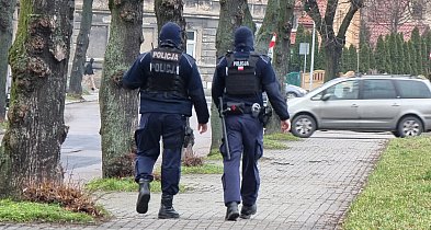 Policjanci zatrzymali 13 osób poszukiwanych-53163