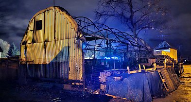Tragiczny pożar hali przy ul. Magazynowej. W pogorzelisku znaleziono zwłoki-53579