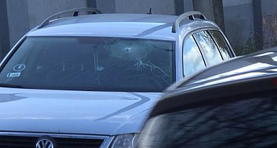 Rowerzystka wjechała wprost pod nadjeżdżający samochód-53633