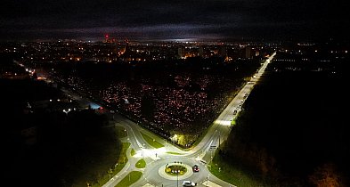 Nocny przelot nad jednym z inowrocławskich cmentarzy-53741