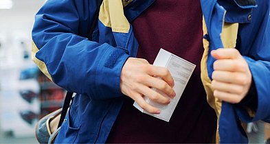 Policjantka po służbie zatrzymała złodzieja perfum-54516