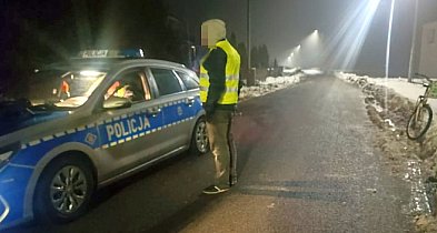 Rowerzysta dostał mandat i kamizelkę-54711