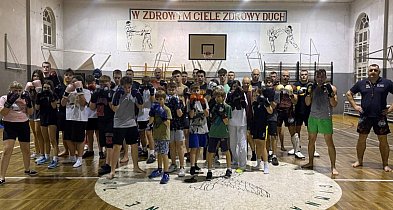 Dołącz do treningów sportów walki-54861