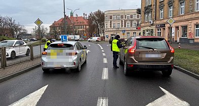 Poniedziałkowy poranek nie całkiem trzeźwy-54924