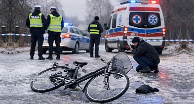 Śmiertelny upadek rowerzystki na oblodzonej jezdni-55474
