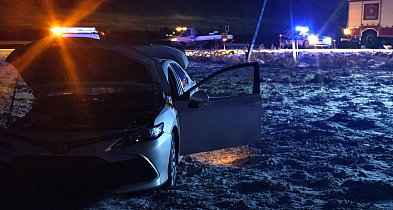 Przesadził z prędkością i uderzył w słup energetyczny-55834