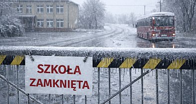 Miasto, gmina, powiat. Co z lekcjami we wtorek?