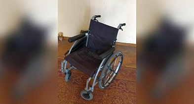 Ukradł inwalidzki wózek, żeby odwieźć pijanego kolegę