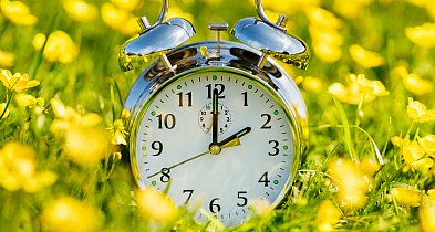 W nocy z soboty na niedzielę zmieniamy czas na letni