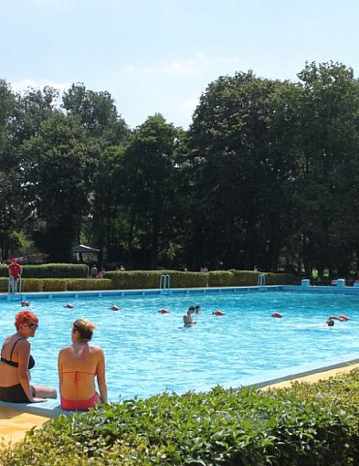 Są 24 miliony złotych na basen w Solankach. Za dwa lata otwarcie!-52576