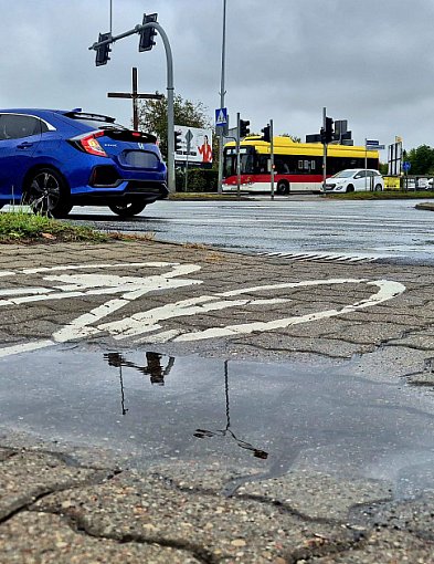 rolKI24.INFO | Deszczowa aura w Inowrocławiu 🌧️☔-52874