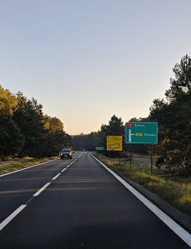 Zamknięta droga przez działania wojska. Uwaga na utrudnienia!-53355