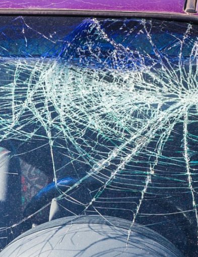 Opel potrącił mężczyznę. Policja szuka świadków wypadku-53648