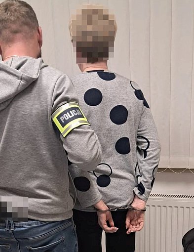 67-latka z Inowrocławia przyłapana z narkotykami. Było tego prawie 300 porcji-53798