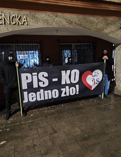 Tak w Inowrocławiu przywitali wiceprezesa PiS. Kto? Nie wiadomo!-54768