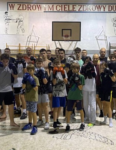 Dołącz do treningów sportów walki-54861