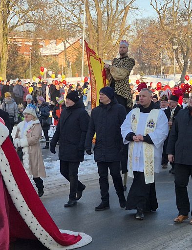 Trzej Królowie przeszli przez Inowrocław-55675