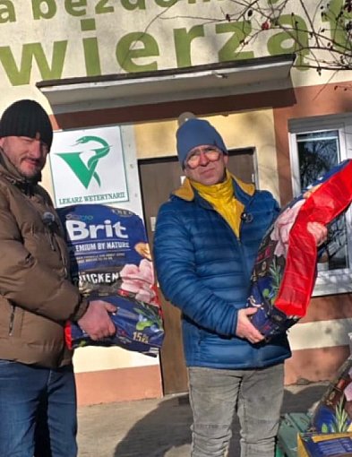 „Tona dobra” dla schroniska. Trwa zbiórka karmy