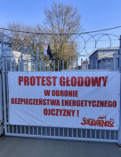 Szef protestu głodowego w IKS „Solino” zabrany do szpitala