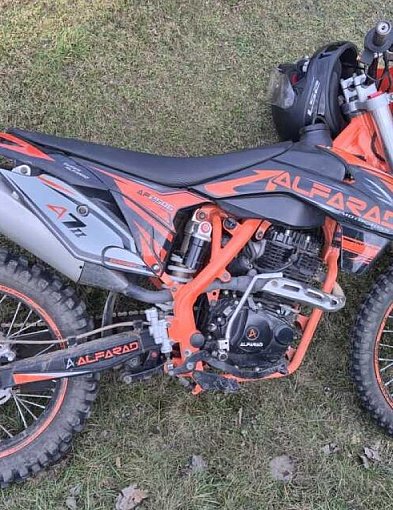 18-latek bez prawa jazdy i z zakazem. Lista przewinień długa