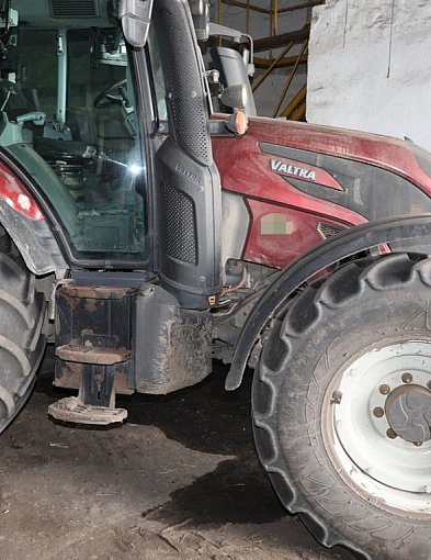 Przewiercił zbiornik w ciągniku i ukradł paliwo