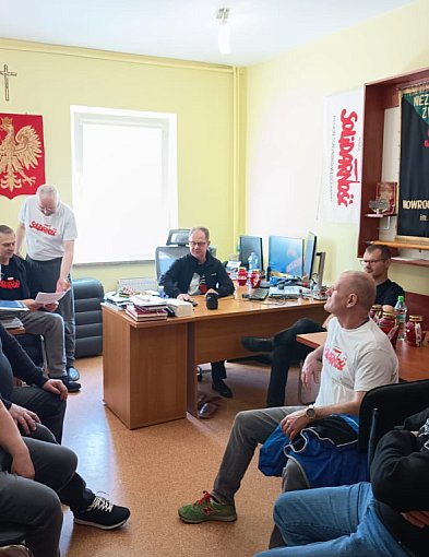 Pracownicy IKS „Solino” kontynuują głodówkę