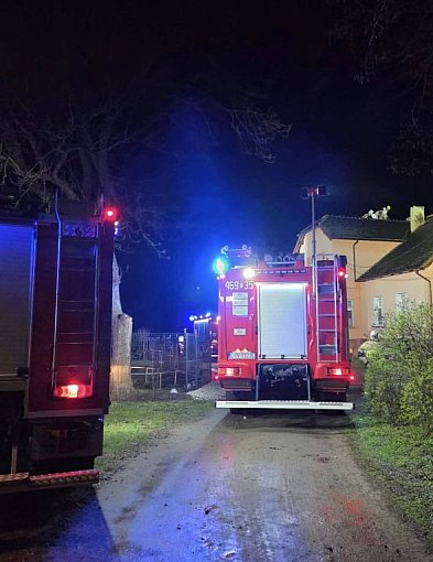 Chwila i zrobiło się groźnie. Świąteczna akcja straży pożarnej