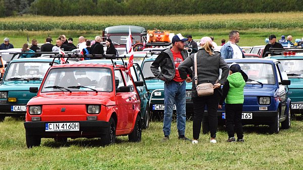 W weekend na lotnisku rządziły maluchy! 🚗