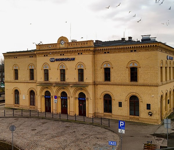 Będą odkrywać tajemnice inowrocławskiego dworca kolejowego-51758