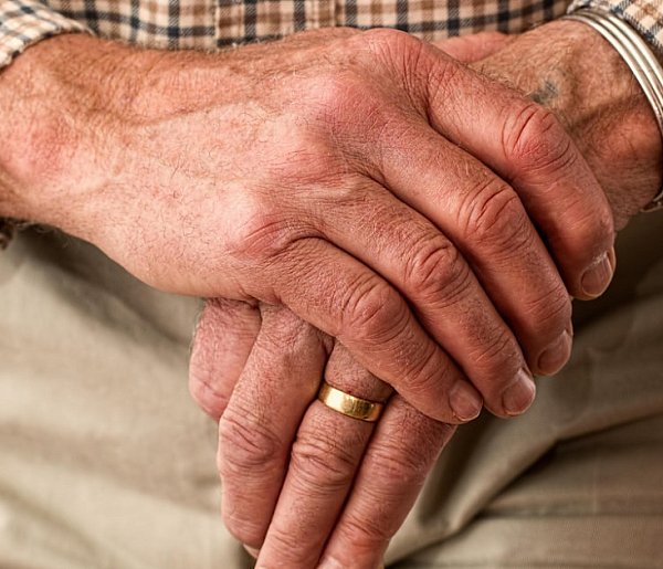 Fala odwołań do sądów. Seniorzy walczą o swoje pieniądze z ZUS-51891