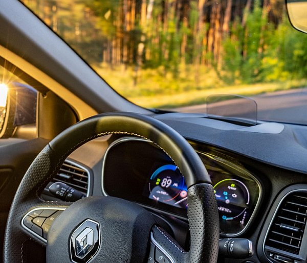 Masz to auto w garażu? Producent natychmiast wzywa na kontrolę!-52335