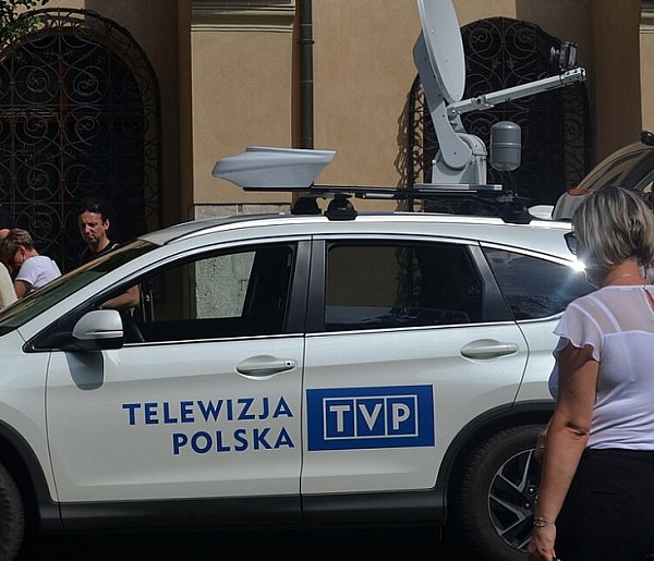 Zmiany w Telewizji Polskiej. Te kanały mogą przejść do historii-52353