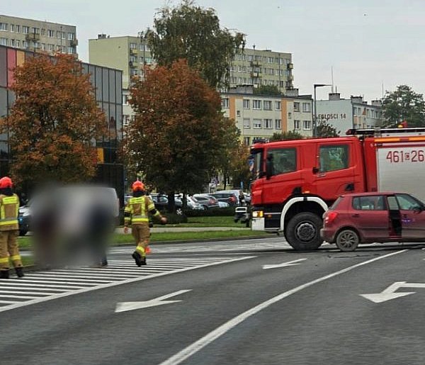 Kolizja na rąbińskim skrzyżowaniu. Są utrudnienia-53181