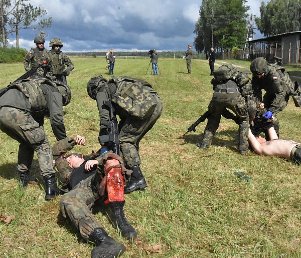 Setki tysięcy Polaków pójdą na szkolenie. Wojsko otwiera drzwi dla cywilów-53954