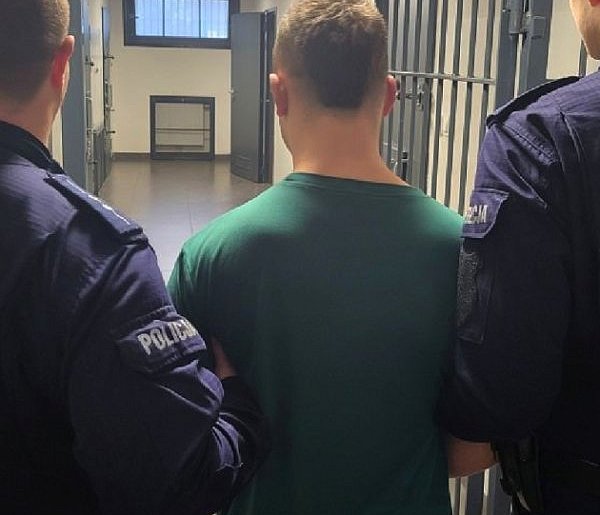 Kierowca kradzionego tira z burakami skończył w areszcie-54954