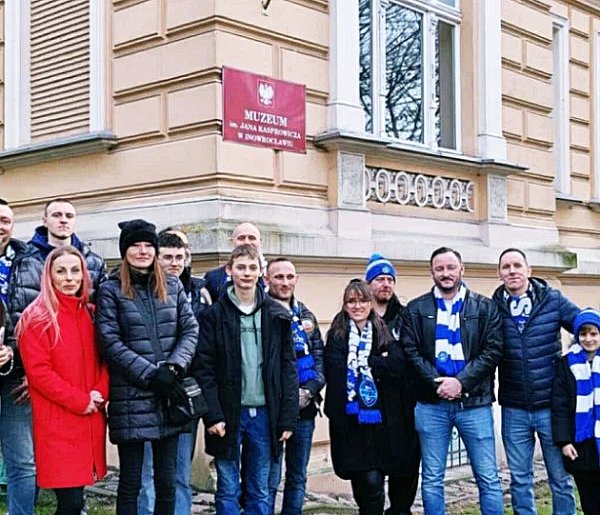 Kibice Noteci zamienili halę na muzeum-55119