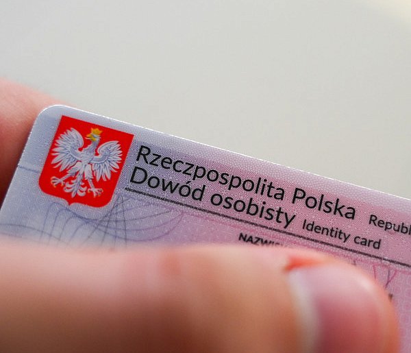 Nie musisz już biec do fotografa. Zdjęcie do dokumentów zrobisz w domu-55225