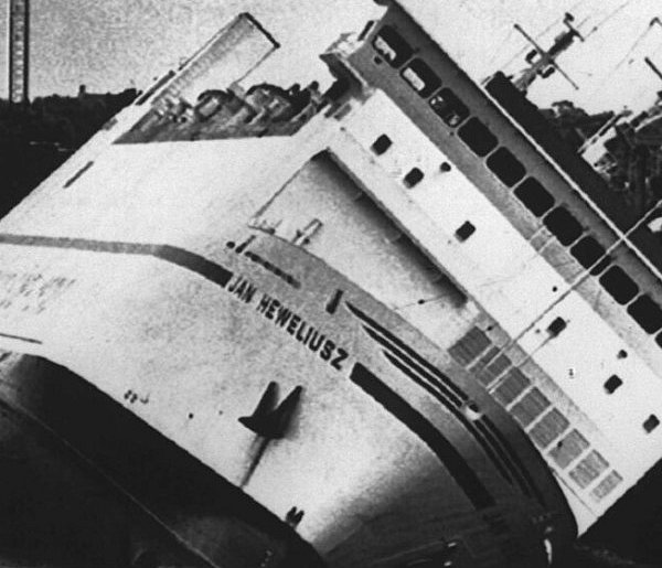 Ekspert: „Heweliusz” tonął dwa razy-55273