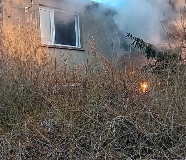 W Wigilię strażacy mieli co robić. Pożar domu niedaleko Inowrocławia-55402