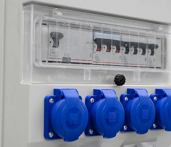 Dostawcy prądu pod presją. Te zmiany odczują odbiorcy-55702