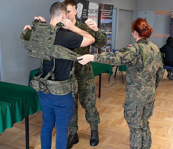 Wojsko wzywa Polaków na komisje. Chodzi głównie o te roczniki-55885