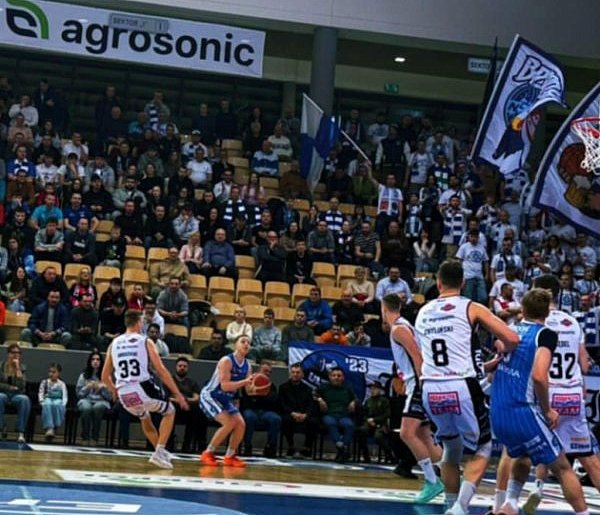 Osłabiona Noteć przegrała w Bydgoszczy-56155