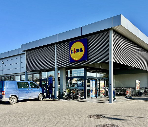 Duża zmiana w popularnym dyskoncie. Tych produktów już nie kupisz