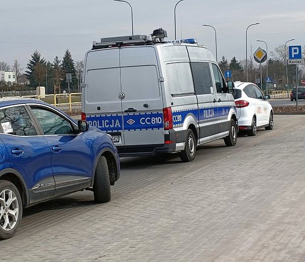 Inowrocławska policja skontrolowała taksówki na aplikację