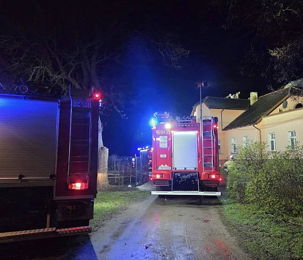 Chwila i zrobiło się groźnie. Świąteczna akcja straży pożarnej